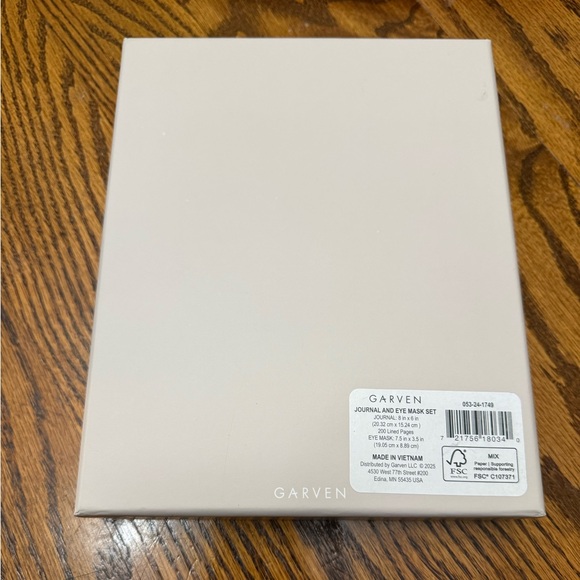 Dream Journal with Eye Mask - Picture 2 of 3